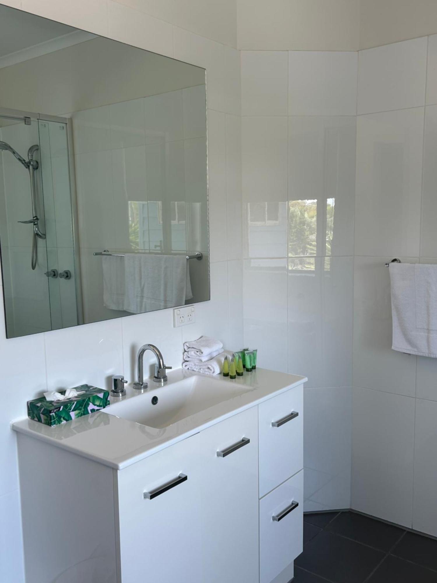 Portarlington Beach Motel Ngoại thất bức ảnh